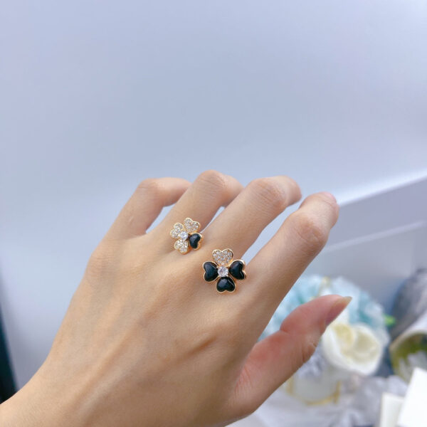 Toxse Cosmos Between The Finger Diamond Black Ring - Image 5