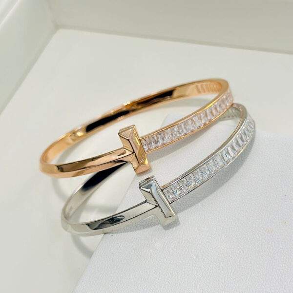 Toxse T1 Wide Diamond Hinged Bracelet - Image 10
