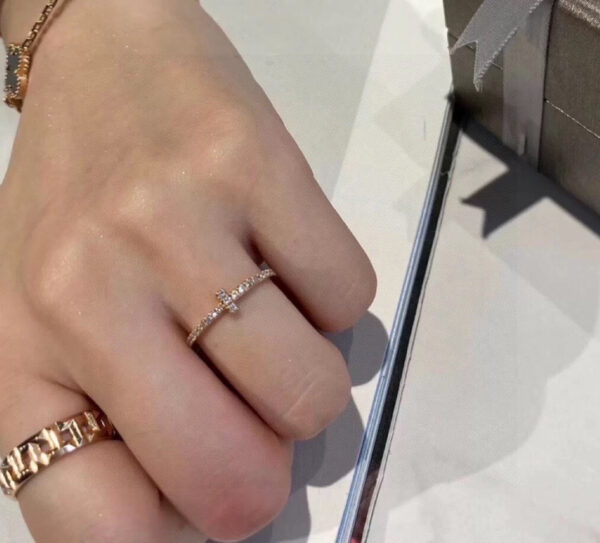 Toxse T Diamond Wire Band Ring - Image 9