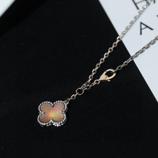 Toxse Magic Alhambra Six Motifs Necklace - Image 12