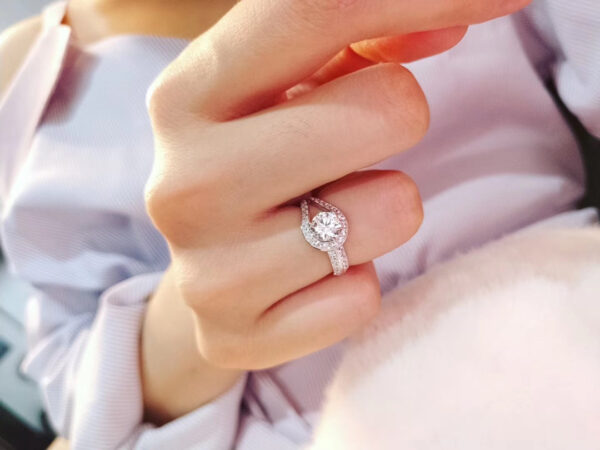 Toxse Couture Solitaire Ring - Image 3