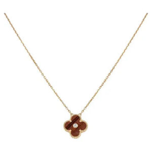 Toxse Clover Gold Carnelian Clover Necklace