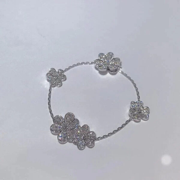 Toxse Frivole Silver 5 Flowers Bracelet - Image 6
