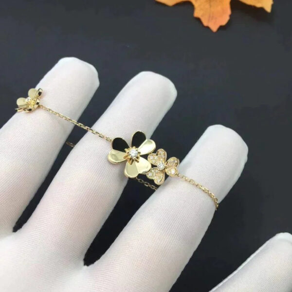 Toxse Frivole Gold 5 Flowers Bracelet - Image 3