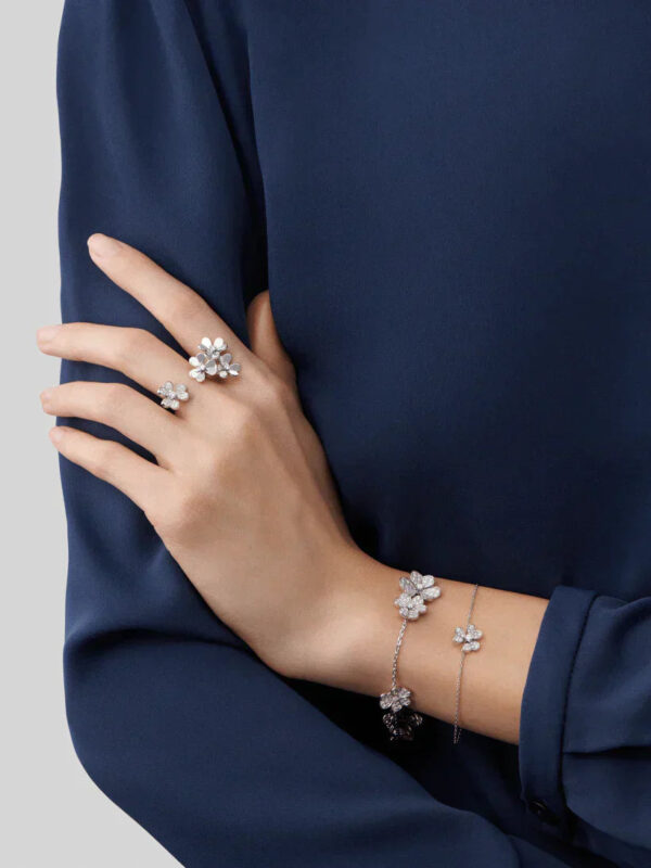 Toxse Frivole Silver Flower Diamond Bracelet - Image 2