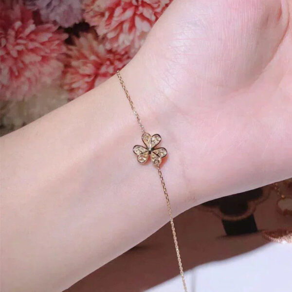 Toxse Frivole Gold Flower Diamond Bracelet - Image 3
