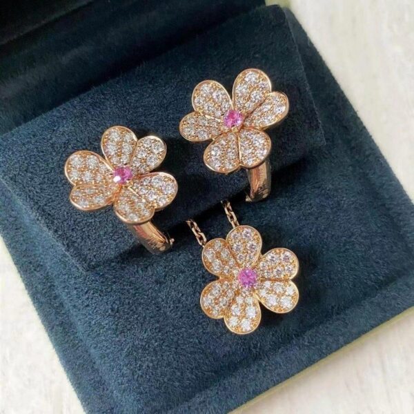 Toxse Frivole Pink Gold Flower Diamond Earrings - Image 3