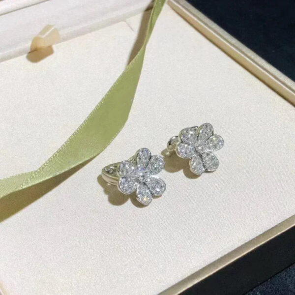 Toxse Frivole Silver Flower Diamond Earrings - Image 2