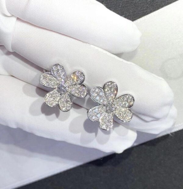 Toxse Frivole Silver Flower Diamond Earrings - Image 6