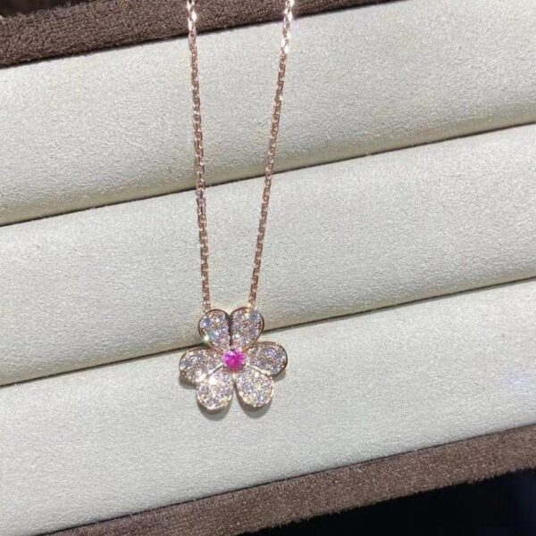 Toxse Frivole Pink Gold Flower Diamond Necklace - Image 5