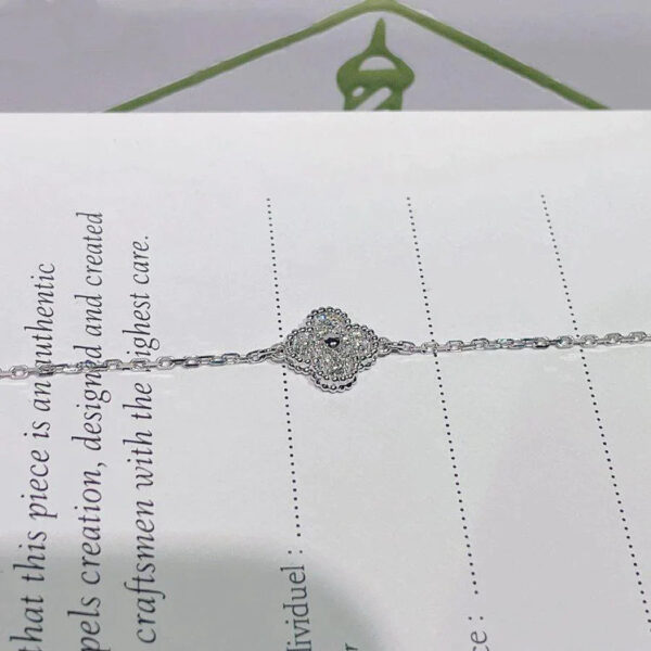 Toxse Clover Silver Bracelet - Image 4