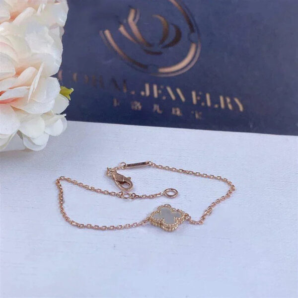 Toxse Clover Gold Mop Bracelet - Image 3