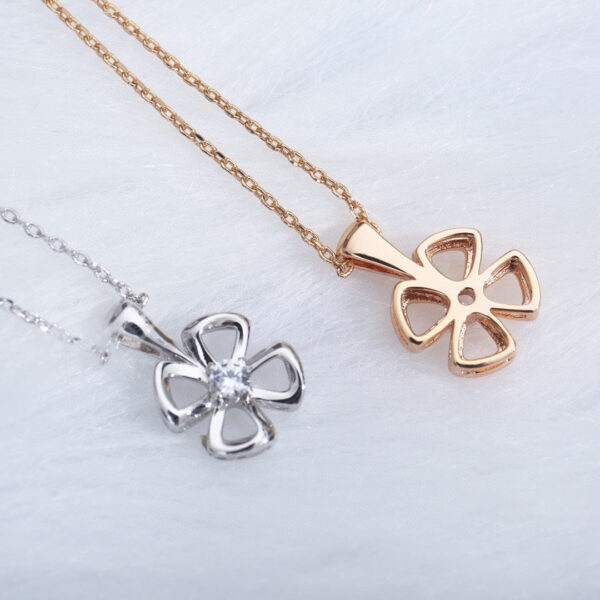 Toxse Fiorever Necklace Diamond Center - Image 6